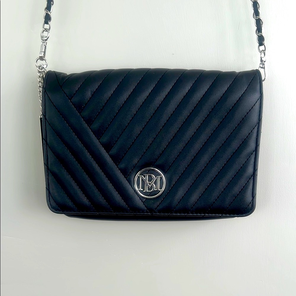 Badgley Mischka Black Quilted Chain Shoulder Crossbody Bag